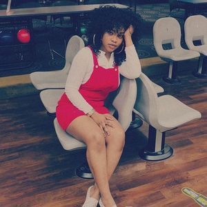 Meet your Posher, Dori